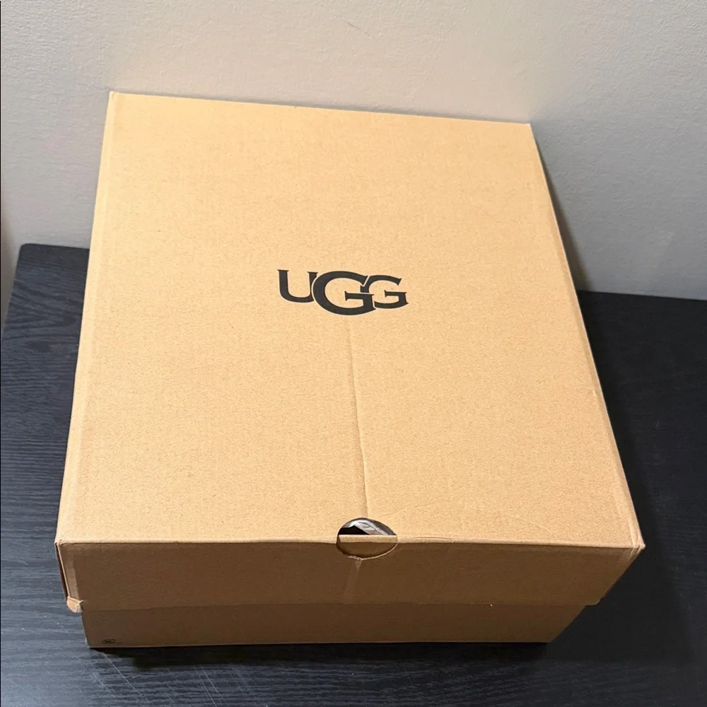 Ugg Classic Mini Dipper - Picture 8 of 8